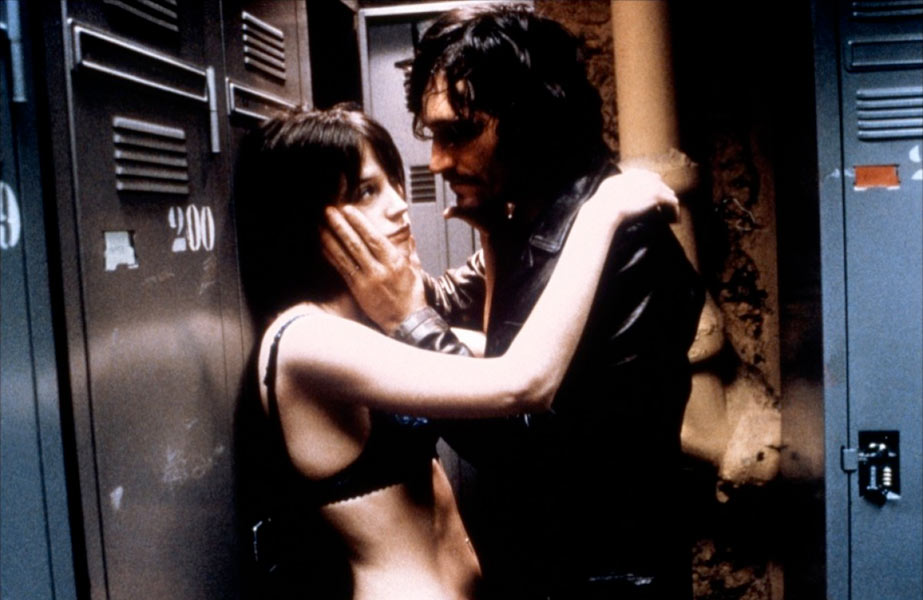 Béatrice Dalle, Vincent Gallo dans Trouble every day