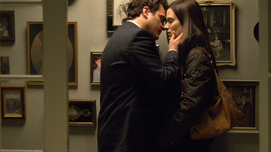 Afficher l'image Joaquin Phoenix, Vinessa Shaw