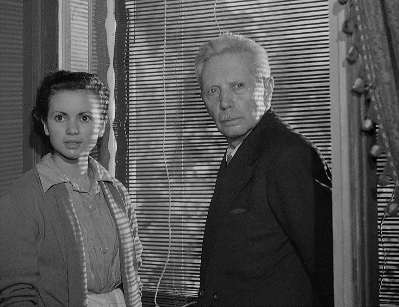 Maria Pia Casilio, Carlo Battisti dans Umberto D.