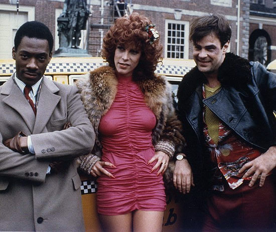 Jamie Lee Curtis, Dan Aykroyd, Eddie Murphy dans Un Fauteuil pour 2