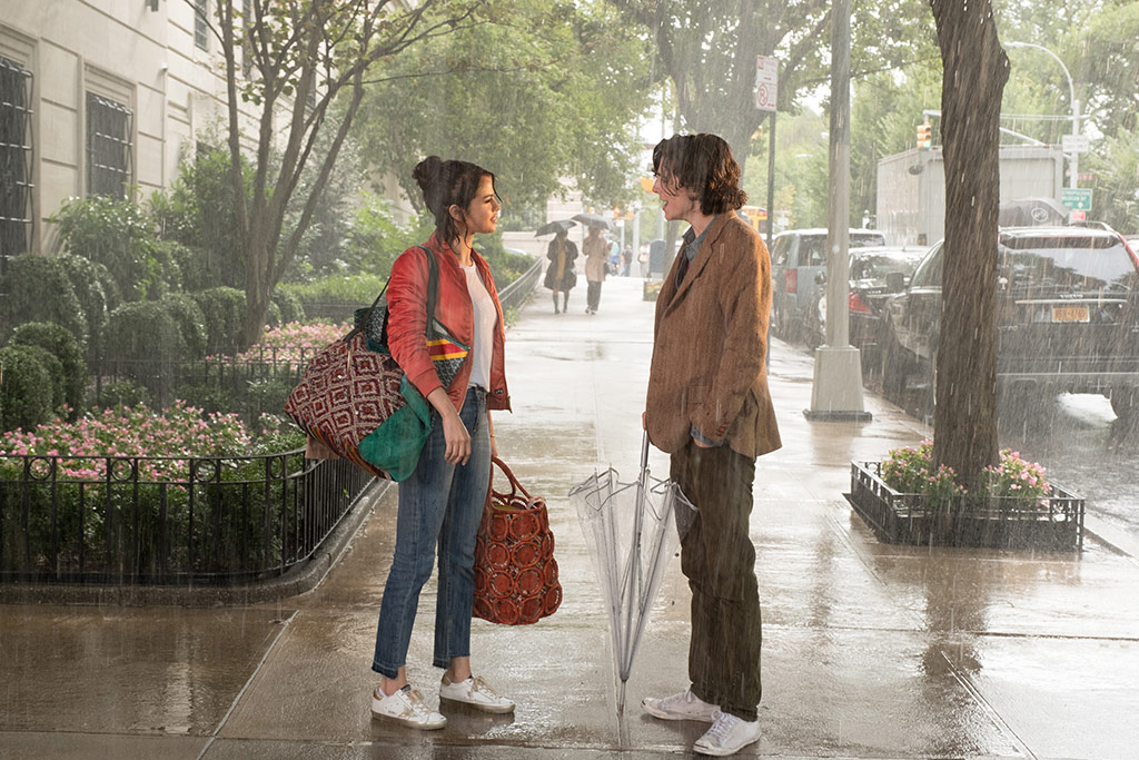 Selena Gomez, Timothée Chalamet dans Un Jour de pluie à New York