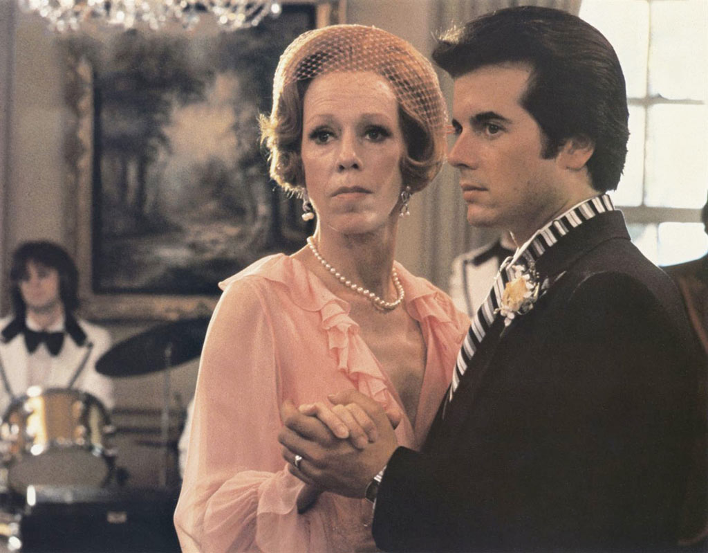 Carol Burnett, Desi Arnaz Jr. dans Un Mariage