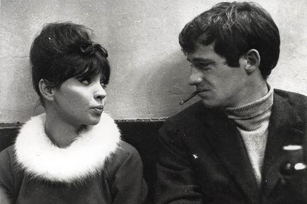 Anna Karina, Jean-Paul Belmondo dans Une femme est une femme