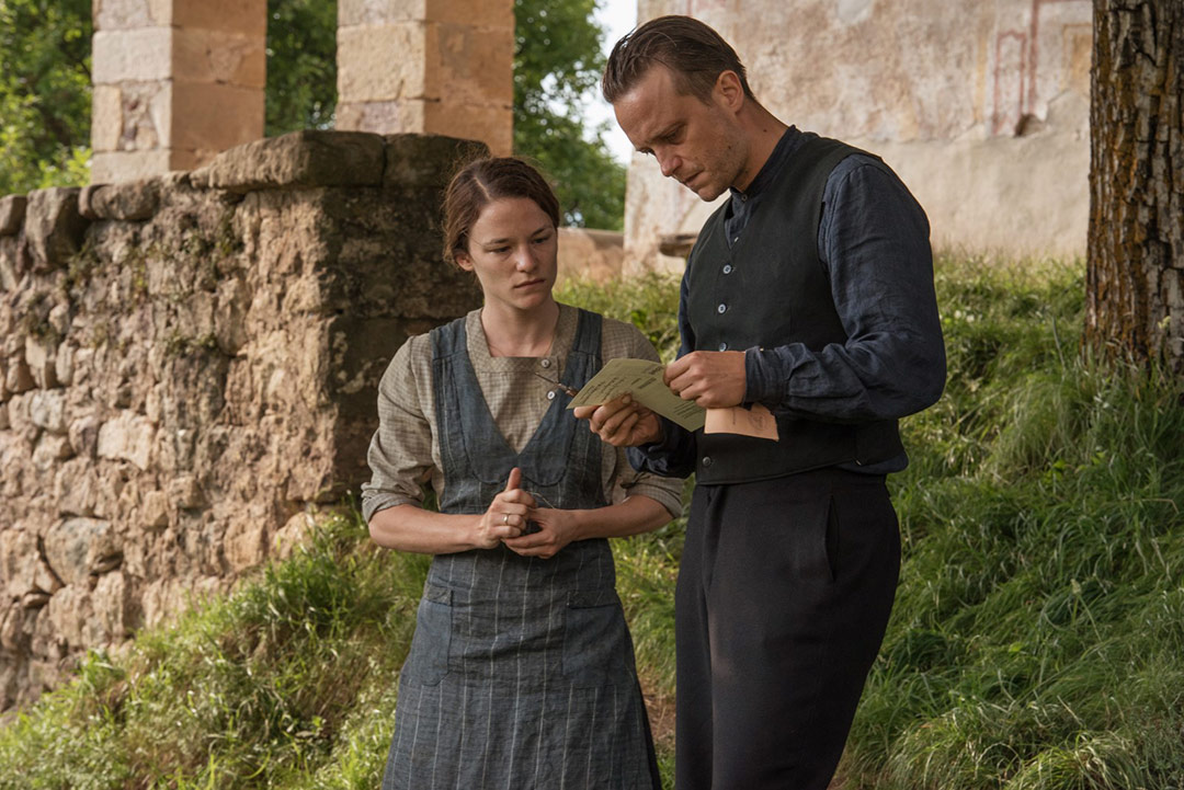 August Diehl, Valerie Pachner dans Une Vie cachée