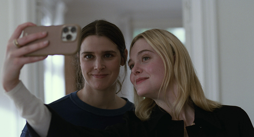 Ingan Ibsdotter Lilleaas, Elle Fanning dans Valeur sentimentale © Kasper Tuxen