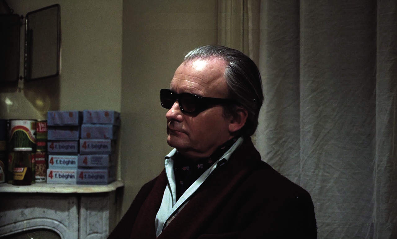 Michel Bouquet dans Vincent mit l'âne dans un pré