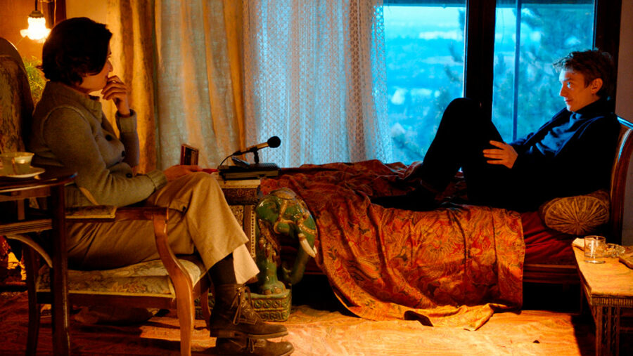 Afficher l'image Emmanuelle Devos, Swann Arlaud