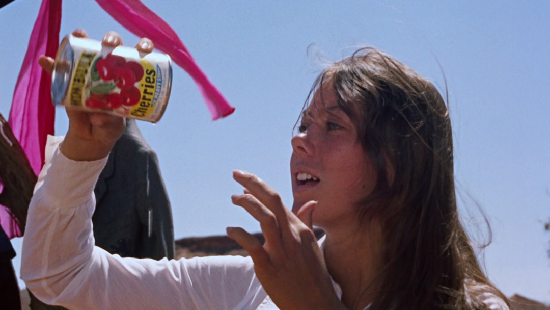 Jenny Agutter dans Walkabout