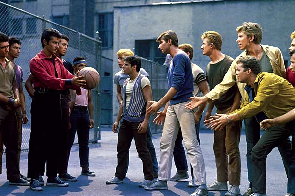 George Chakiris, David Winters, Eliot Feld, Tony Mordente, Tucker Smith, Russ Tamblyn dans West Side Story