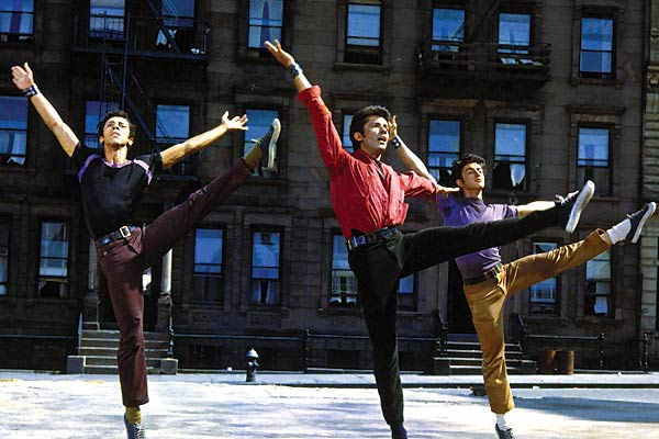 George Chakiris dans West Side Story