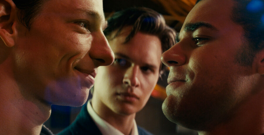 Afficher l'image David Alvarez, Mike Faist, Ansel Elgort