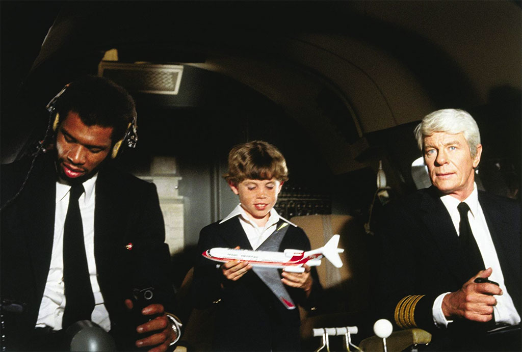 Kareem Abdul-Jabbar, Peter Graves, and Rossie Harris dans Y a-t-il un pilote dans l'avion ?
